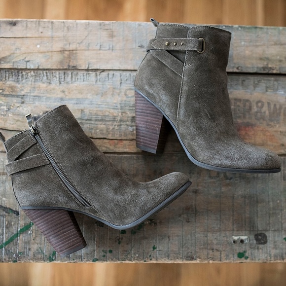 michael shannon booties